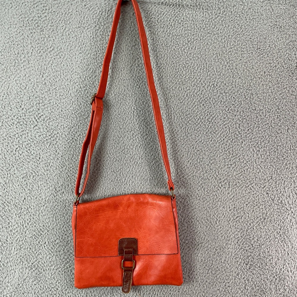 Unbranded Crossbody Bag Women Medium Orange Excellent Faux Leather Buckle Detail